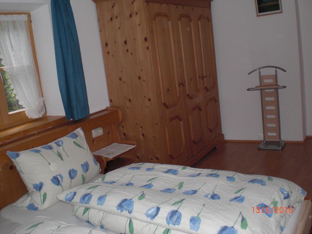 Familien-Bauernhof-Berghammer Rottach-Egern Ruang foto