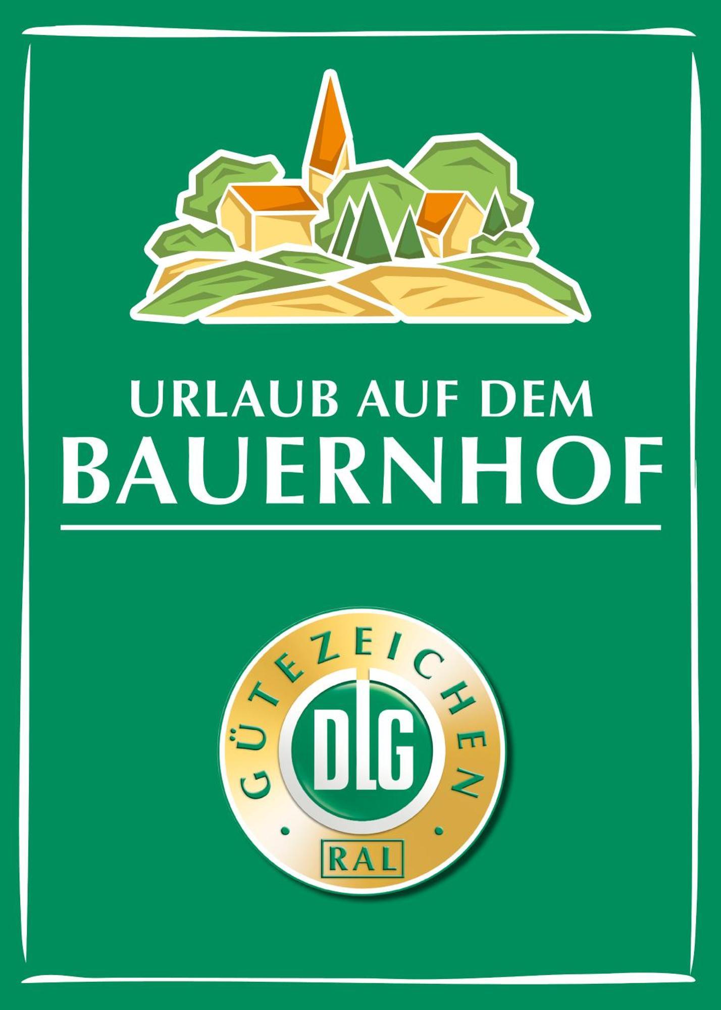 Familien-Bauernhof-Berghammer Rottach-Egern Ruang foto