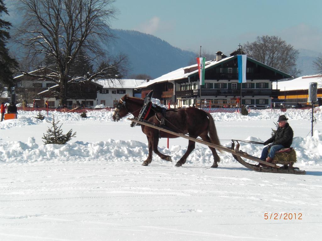 Familien-Bauernhof-Berghammer Rottach-Egern Ruang foto